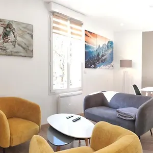  Appartement Joli Rénové Avec Terrasse France